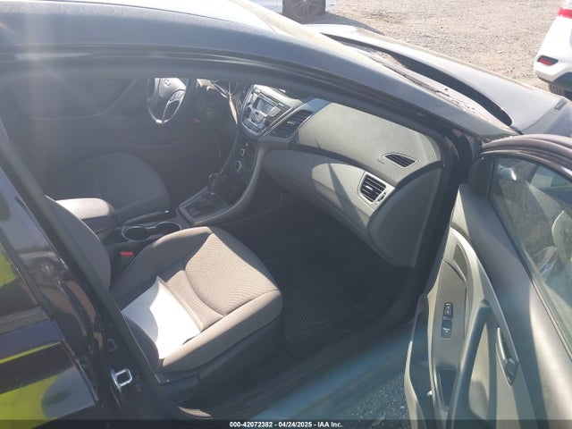 KMHDH4AE8GU481142 Hyundai ELANTRA SE