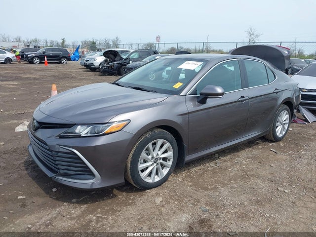 4T1R11AK1NU057099 Toyota CAMRY LE