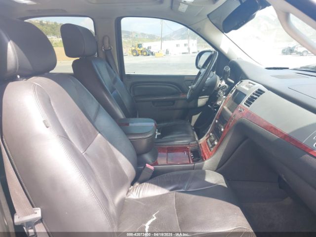 2011 CADILLAC ESCALADE 1GYS3AEF4BR271462 Photo 4