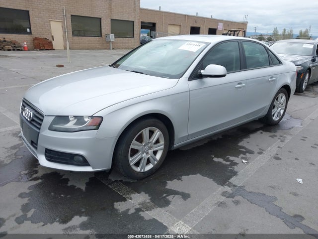 2010 AUDI A4 WAUBFAFL3AN026723 Photo 1