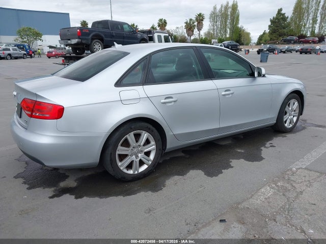 2010 AUDI A4 WAUBFAFL3AN026723 Photo 3