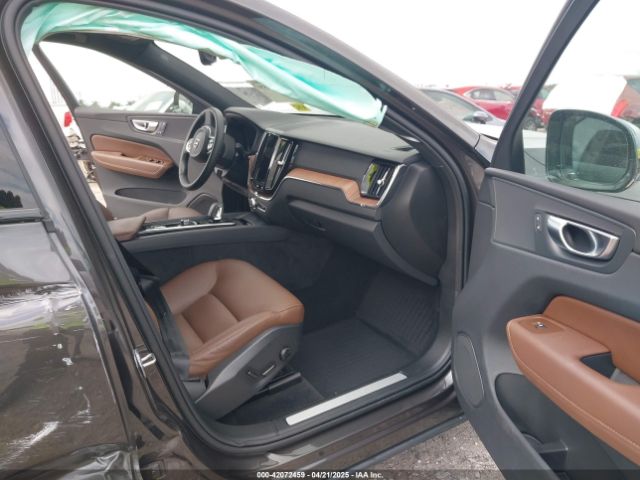 YV4L12RL9R1791846 Volvo Xc60 B5 Plus Dark Theme