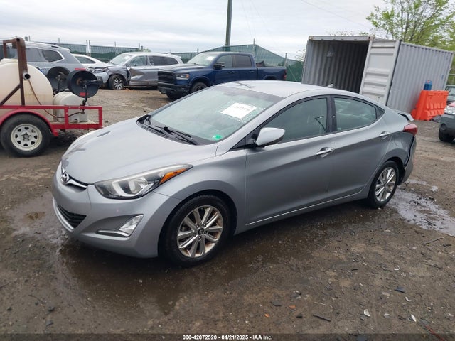 KMHDH4AE2FU300552 Hyundai ELANTRA SE