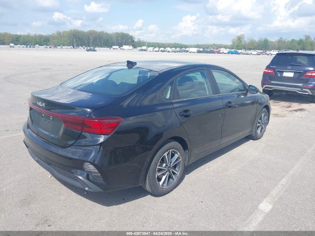 3KPF24AD7RE735642 KIA Forte Lxs