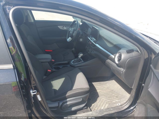 3KPF24AD7RE735642 KIA Forte Lxs