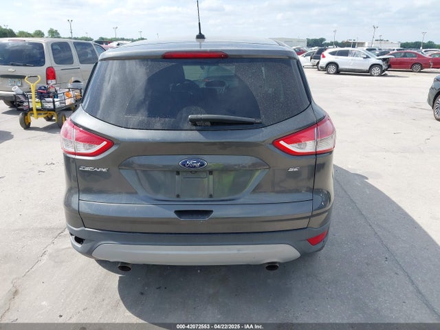 1FMCU0G7XFUA89965 Ford ESCAPE SE