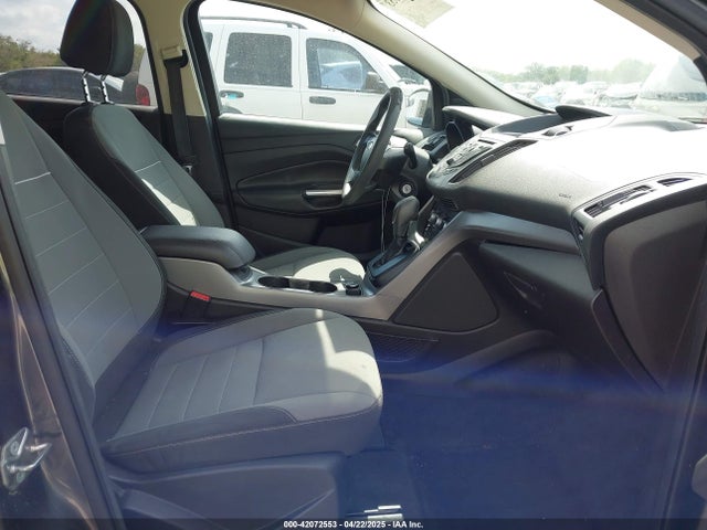1FMCU0G7XFUA89965 Ford ESCAPE SE