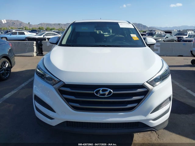 KM8J23A48GU212421 Hyundai TUCSON SE
