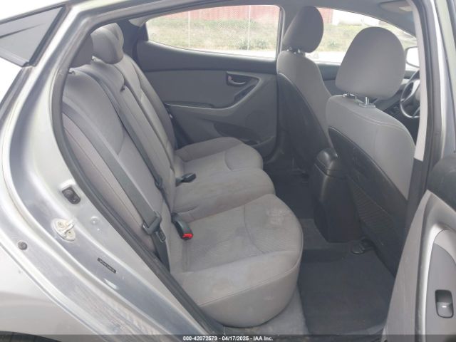 5NPDH4AE7GH696249 Hyundai ELANTRA SE