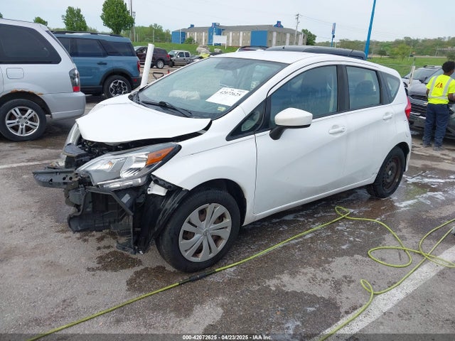 Nissan Versa Note S Plus 2017 3N1CE2CPXHL379920 Image 2