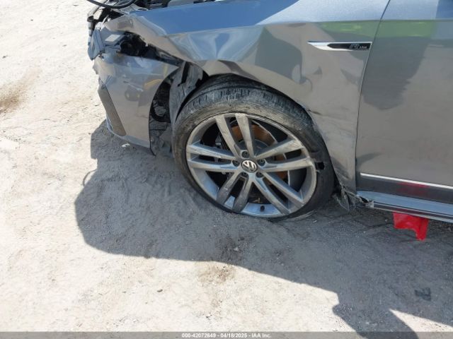 1VWDT7A31HC048317 Volkswagen Passat 1.8t R-line