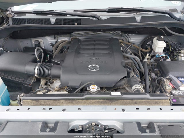 5TFDY5F1XJX689903 Toyota Tundra Sr5 5.7l V8