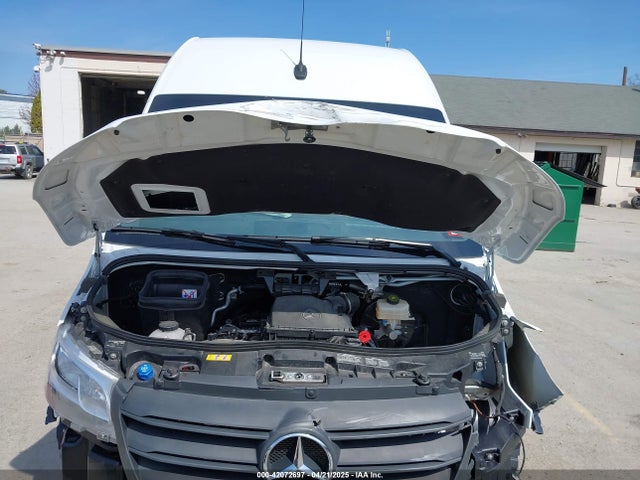 W1Y4NCHY9RT181069 Mercedes-Benz om654