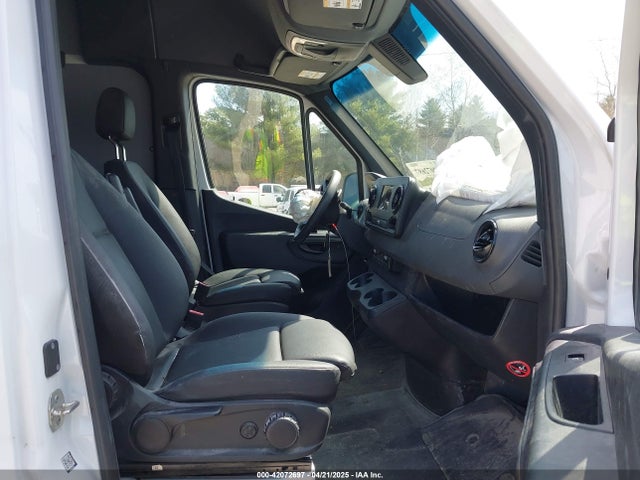 W1Y4NCHY9RT181069 Mercedes-Benz om654