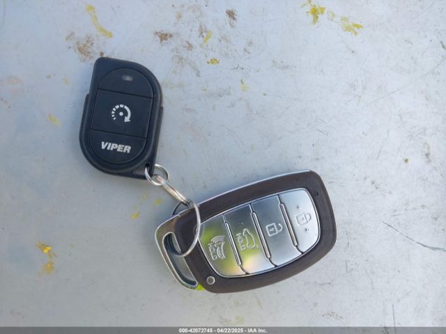 KM8J33AL1JU693916 Hyundai Tucson Sport