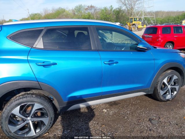 KM8J33AL1JU693916 Hyundai Tucson Sport