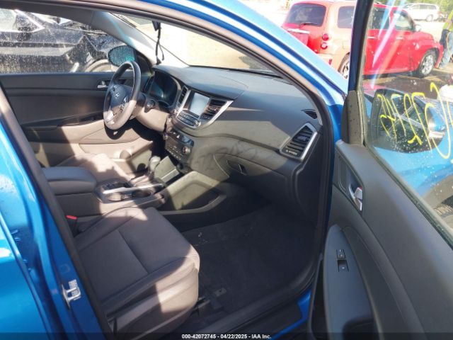 KM8J33AL1JU693916 Hyundai Tucson Sport