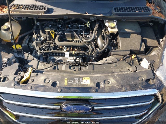 1FMCU9GD0KUA67526 Ford ESCAPE SE