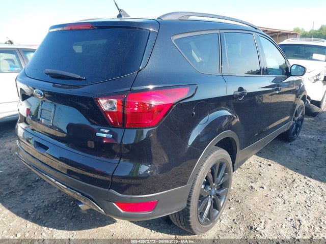 1FMCU9GD0KUA67526 Ford ESCAPE SE