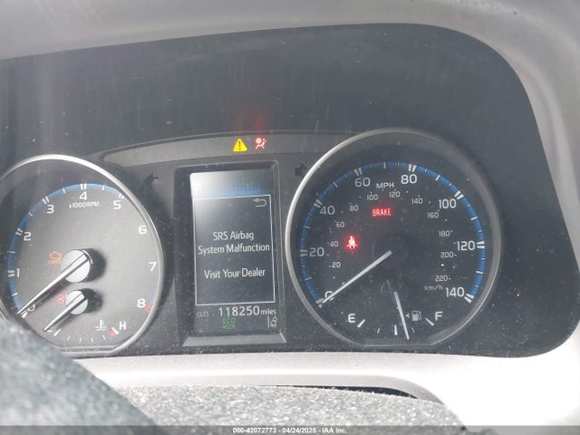 Toyota RAV4 LE 2018 JTMBFREV3JJ190842 Image 7