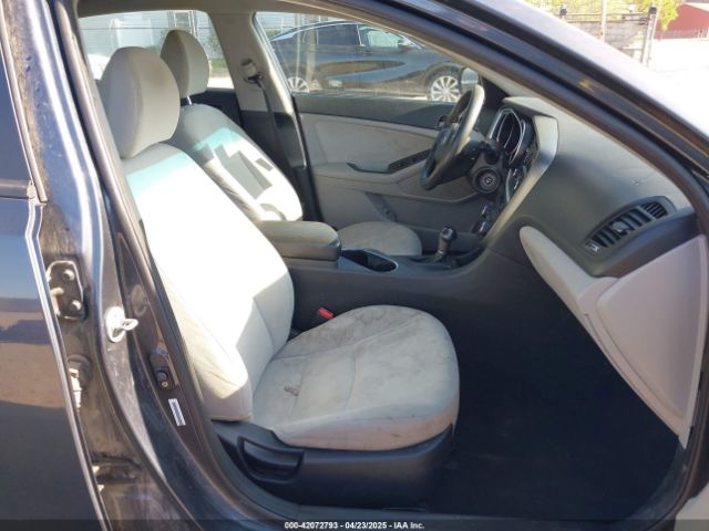 KNAGM4A75F5569795 KIA Optima Lx