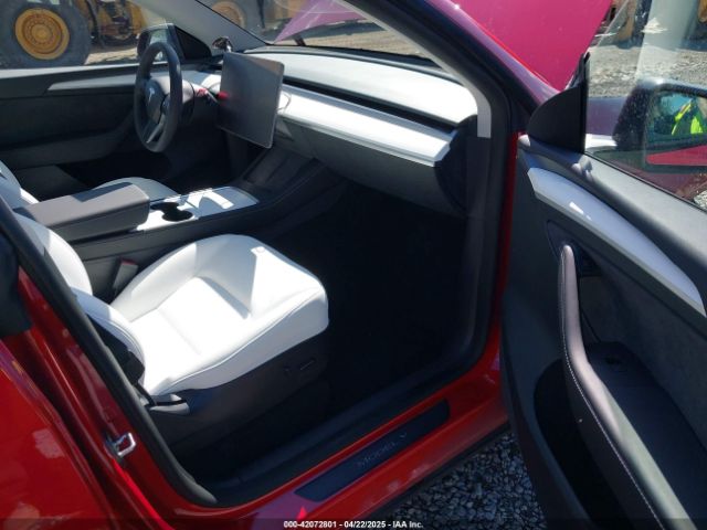 7SAYGDEE7NF549278 Tesla Model Y Long Range Dual Motor All-wheel Drive