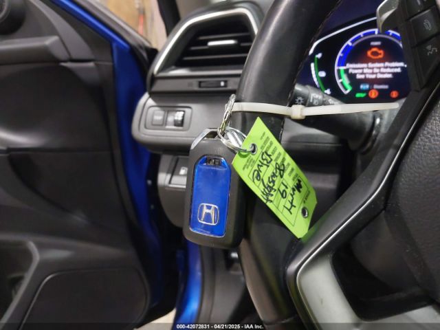 19XZE4F95KE003587 Honda Insight Touring