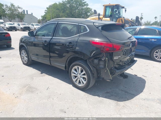 JN1BJ1CP9JW181251 Nissan Rogue Sport Sv