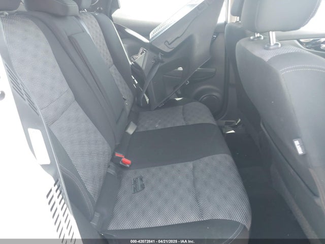JN1BJ1CP9JW181251 Nissan Rogue Sport Sv
