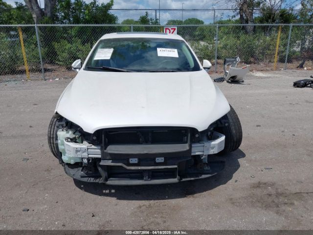 3LN6L5C98HR607862 Lincoln MKZ SELECT