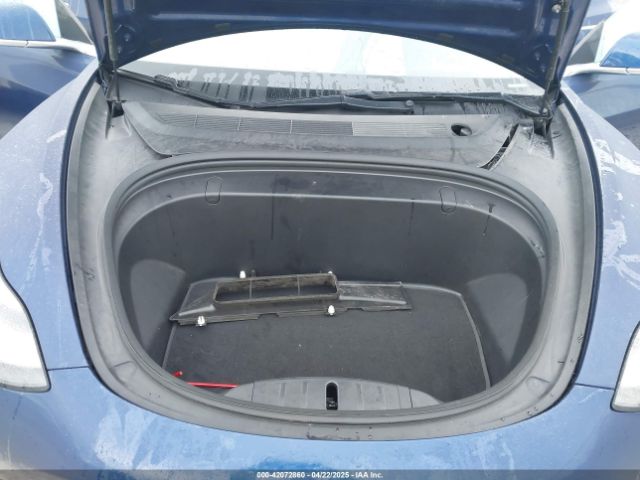 5YJ3E1EBXJF088444 Tesla Model 3 Long Range/performance