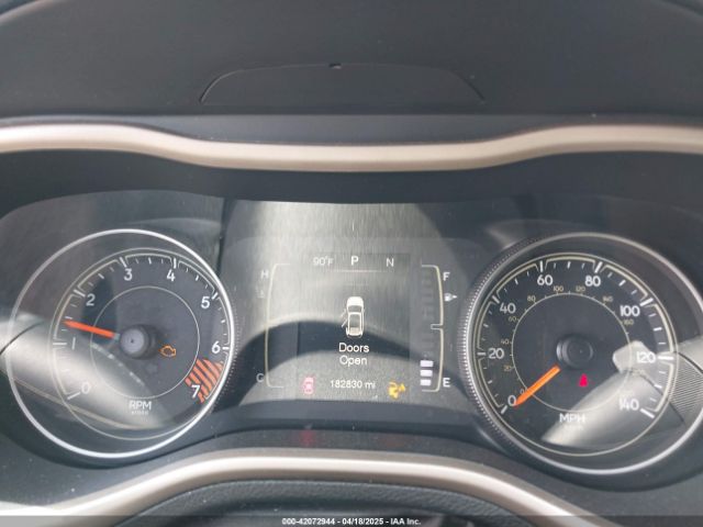 1C4PJLAB3FW711789 Jeep Cherokee Sport