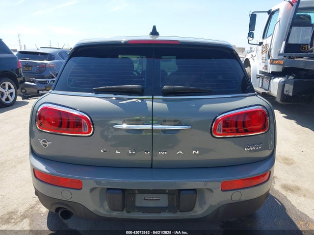WMWLN5C57K2E34894 Mini Clubman Cooper