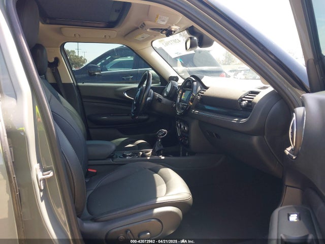 WMWLN5C57K2E34894 Mini Clubman Cooper