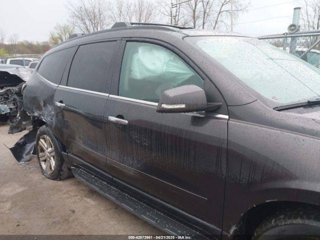 1GNKVHKD8HJ325579 Chevrolet Traverse 2lt