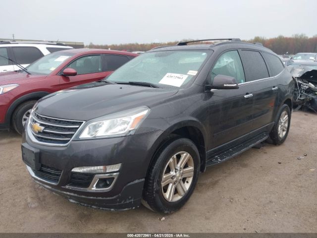 1GNKVHKD8HJ325579 Chevrolet Traverse 2lt