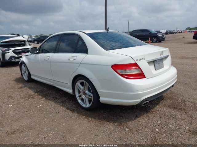 2009 MERCEDES-BENZ C 300 WDDGF54XX9R069942 Photo 2
