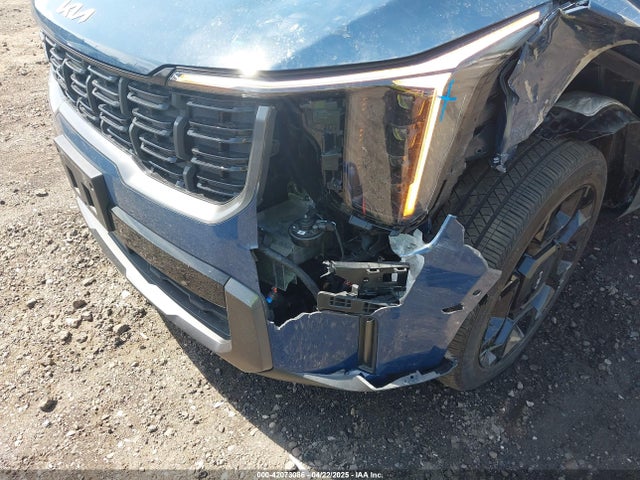 5XYRKDJF3RG263361 KIA Sorento X-line Sx