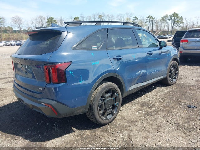 5XYRKDJF3RG263361 KIA Sorento X-line Sx