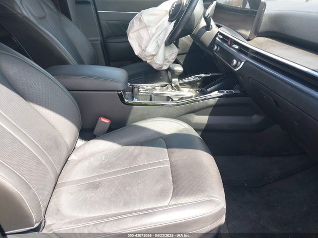 5XYRKDJF3RG263361 KIA Sorento X-line Sx
