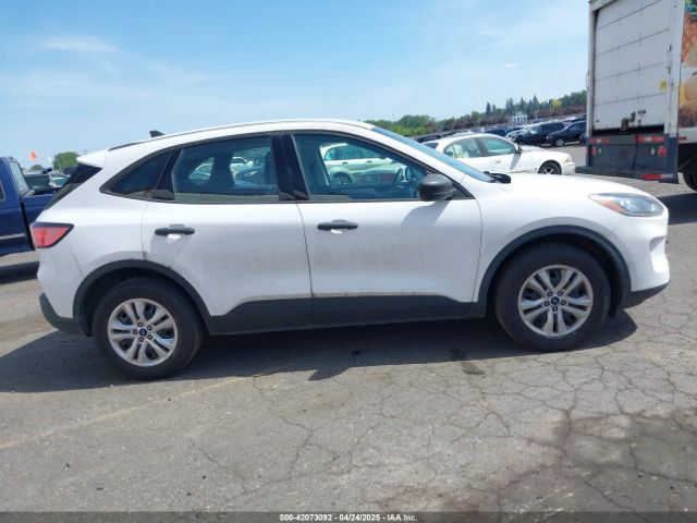 1FMCU9F60MUA31616 Ford ESCAPE S