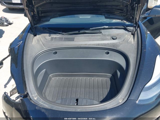 2023 TESLA MODEL 3 5YJ3E1EB2PF688173 Photo 9