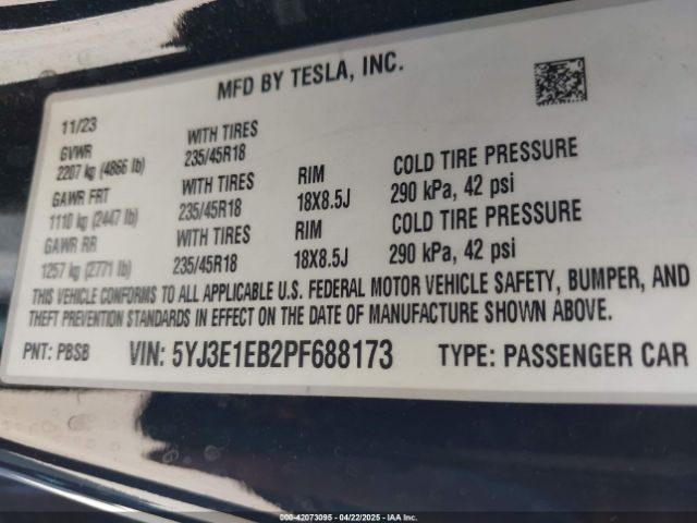 2023 TESLA MODEL 3 5YJ3E1EB2PF688173 Photo 8