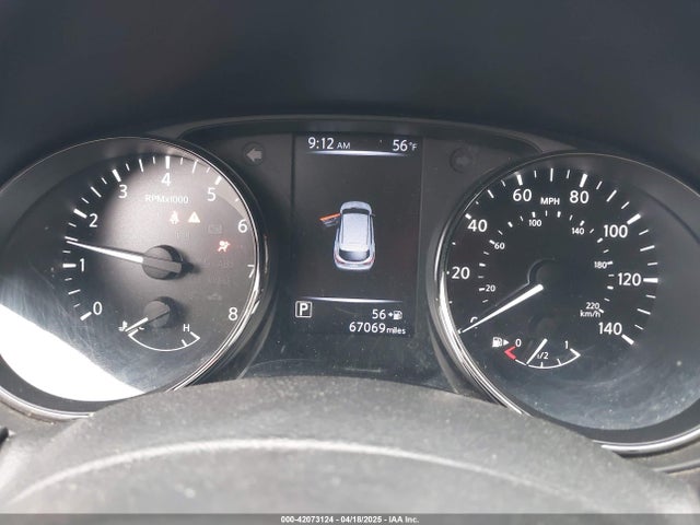 JN1BJ1CPXHW014584 Nissan Rogue Sport S