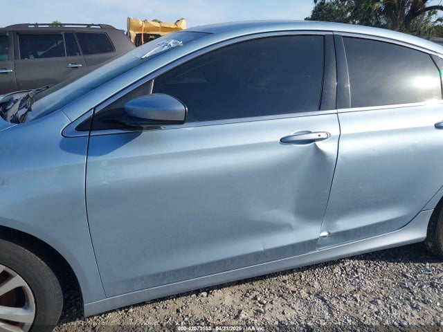 Chrysler 200 Limited 2015 1C3CCCAB9FN652573 Image 16
