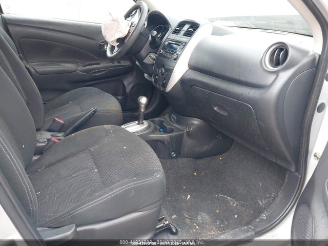 3N1CN7AP4JL807941 Nissan 2018