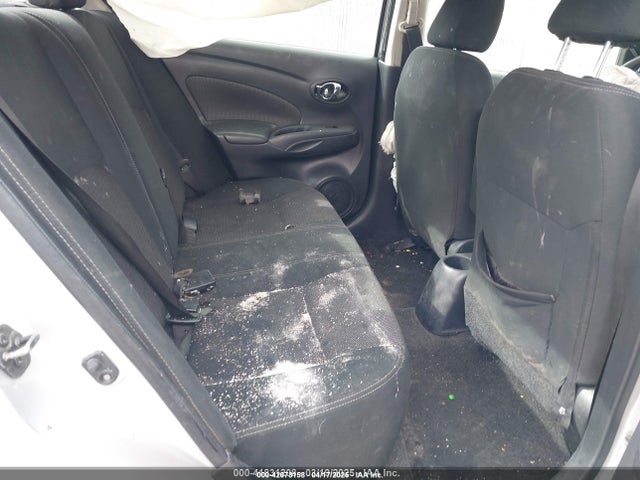 3N1CN7AP4JL807941 Nissan 2018