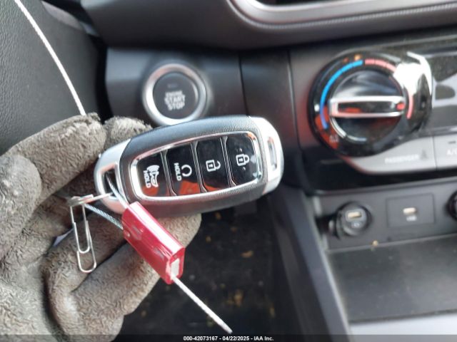 KM8K62AB0PU039351 Hyundai Kona Sel