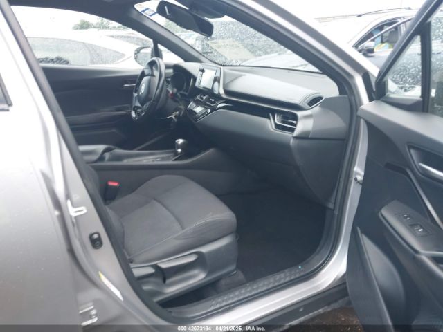 NMTKHMBX9JR051383 Toyota C-HR XLE