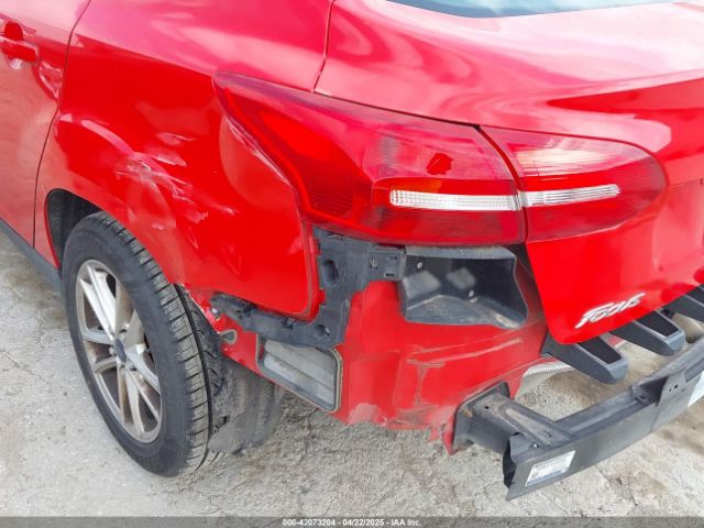 1FADP3F23FL233620 Ford FOCUS SE